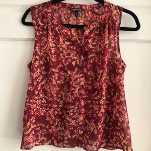 Cute buttoned express top for sale!!!